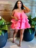 Robes décontractées Femmes mignonnes Summer Fluffy Cake Robe Satin Mini Spaghetti Strap Tiered Robes courtes 2024 Kawaii Party Anniversaire Wear