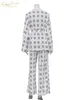Kvinnors tvåbitar byxor ClaceCive Casual Print Home Suits Elegant High midjebrett set Fashion Long Sleeve Lace-Up Robes 2 Set Women Outfit