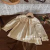 Ensembles de vêtements 2024 automne et hiver enfants vêtements filles bébé tricot gilet chemise shorts 3 pièces ensemble enfant mignon français brodé 2-8 ans