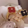 Vintage Clover Designer Rings Fashion Ring Diamond Four Leaf Flower Jewelry Mother of Pearl Heart For Women Men Valetines Mothers Day Gift