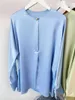 Kvinnor Blusar Top End Women Fashion Silk Long Sleeve Pearl Button Blue Elegant Lady All Match O-Neck Pullover Slim Shirts