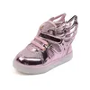 Wings Buty dla dzieci Modna wiosna jesienna blask Flashowanie LED Buty Kids Korean Style Baby Buty Boys Girls Sports Buty 240202