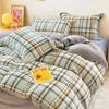 Bedding Sets 4Pcs Milk Velvet Duvet Cover Set Winter Thickened Warmth Soft Plush Cute Plaid Bed Linen Double