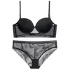 Bras sets lisses mince tasse grande soutien-gorge sans dos et culotte set sous-vêtements patchwork en filet de sous-vêtements sexy belle lingerie pour les femmes 2024