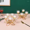 소품 스타일의 양초 홀더 캔들 라이트 침실 현대 금속 레트로 디너 촛대 장식 홀더 로맨틱 테이블