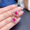 Pierścienie klastra Naturalne Birma Rose Ruby Pierdzież zaręczyn True 925 Silver Birthstone Luksusowy styl romantyczny przyjęcie podtrzymujące Maksymalną promocję