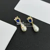 Urok Pearl Drop Kolczyki w kształcie serca Kolczyki biżuterii Dangle Lovely Stud Wedding Prezent z pudełkiem