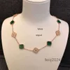 Дизайнерские ювелирные изделия Van Clover Neckalce Cleef Четырехлистный клевер Ожерелья Золотой кулон 10 Четырехлистный бриллиант Титан Sier Pated Многоцветный Классический для женщин Длинный с