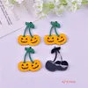 チャーム10pcs/パックトレンディなハロウィーンパンプキンアクリルイヤリングネックレスペンダントジュエリーメイキングクラフトDIY