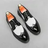Elbise Ayakkabı Numarası 44 47 Erkek Loafers Man için zarif spor ayakkabılar Guangzhou Lüks Sport Bascteniis Fonksiyonel Takım