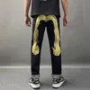 男性スプリング洗浄パッチホールパンツジャキュード刺繍ルーズプラスサイズストレートジーンズデザイナーマンブラック
