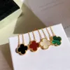 밴 클로버 목걸이 Cleef Four Leaf Clover Neckalces 18K Gold Plated Van Necklaces 고급 디자이너 목걸이 꽃 Fourleaf Clover Fashional Pendant Necklace Wed