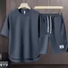 Mens Korean Fashion Waffle Two Piece Set Summer Short Sleeved T-shirt och Shorts Loose Sets Men Designer Kläder Tracksuits 240202