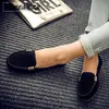 Plus Size 3543 Platte damesschoenen van imitatiesuède, platte schoenen voor dames, loafers, metalen bootschoenen, zachte damesschoenen, zwart lente herfst 240130