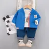 Kledingsets OLEKID 2024 Herfst Baby Kleine Jongens 3 STKS Kledingset Gebreid Vest Jas Cartoon Beer Hoodie Jeans Peuter Babyjongen Pak