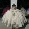 Ivoire brillant Quinceanera robes formelle de luxe fête perles dentelle Appliques doux 15 robe Graduation balle Gwon robes de bal