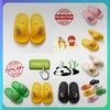 Little Designer Bear Bearper New Sandal Platform النعال غير الرسمية للنساء ارتداء ملابس خفيفة الوزن فائقة الكعب الصيفي في الهواء الطلق أحذية الشاطئ 37878 S