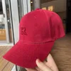 Ball Caps Lüks Beyzbol Kapağı Tasarımcı Şapka Kapakları Casquette Luxe Unisex Katı Geometrik Baskı Takılmış Çiftlik Tuval Men Toz Çanta Snapback Moda Güneş Işığı Şapkaları