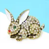 Brooches CINDY XIANG Cute Rhinestone Rabbit Brooch Winter Fashion Animal Pin Zodiac Accessories Year Decoration High Quality