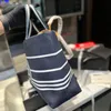 Classique Navy Stripe Designer Sunshine Beach Sac fourre-tout Marque française Mode Femmes Sac à bandoulière Sac à main de haute qualité Grande capacité Lady Denim Sacs à provisions Sacs à main