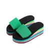 2024 جديد نمط جديد جودة Gai Sandals Slippers Summer Women Shoes على شكل أحذية متعددة الألوان 35-43 EUR