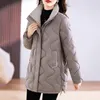 여자 트렌치 코트 겨울 2024 중간 길이 스탠딩 칼라 여성 파카 아래 면화 외투 여성 캐주얼 한 두꺼운 따뜻한 바람 방풍 재킷