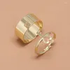 Klusterringar enkla chic ihåliga nyckelpar ring för kvinnor guldfärg svart geometriskt justerbart parti bröllop smycken vänskap gåvor