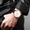Montres-bracelets Montre-bracelet en cuir étanche pour hommes avec un design minimaliste Business Tempérament à la mode Quotidien
