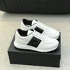 24S Designer Heren Americas Cup Runner Sportschoenen Driehoeksneakers met reliëf Heren Lakleer Technische stof Flexibele rubberen zool Witte sportschoenen Wandelschoen