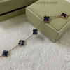 Cleef Jewelry Van Four Leaf Clover Bracelet 2024 Christmas New Product Bracelet Women Designer Bracelet Luxury Peter Stone Blue Pendant Necklace High Quality