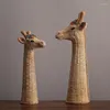 Figurine decorative Giraffa Scultura Simulazione Statua di animale Testa di cervo Modello in rattan Resina Ornamenti artigianali Avatar Decorazione della casa