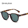 Sunglasses SHAUNA Fashion Round Polarized Women Colorful Mirror Shades UV400 Eyewear Trending Men Punk Rivets Sun Glasses