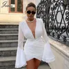 Robes décontractées Joskaa élégant froncé blanc mini robe femmes sexy col en v profond manches évasées moulante 2024 printemps mode robes clubwear