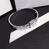 Designer Bangles Bangle Luxury Black Charm Bracelets Women Letter Jewelry 18K Gold Plated Stainless steel Belt Buckle Wristband Cuff Fashion Accessories Letters