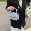 韓国語バージョン新機能とミニマリストの女性のハンドバッグ、テクスチャの小さな正方形のバッグ、シングルショルダークロスボディバッグ2024 78％オフストア卸売