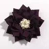 装飾的な花5PCS 7.5cm 2.95 "手作りのロトゥ葉の生地真珠ラインストーンエディングパーティーフローラルシフォンブティック