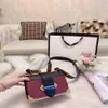 High quality 2020 new fashionable and all-around Retro Leather Women's small square bag with slant hanging bag and255Z