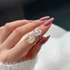 Anneaux de bande Vent S925 Mariage en argent sterling ovale 8a glace fleurie coupée ring mode haut de gamme conception polyvalente accessoires pour femmes dmp7 dmp7