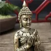 Thailandia Statue di Buddha Decorazione della casa Colore bronzo Artigianato in resina Meditazione Buddha Scultura Feng Shui Figurine Ornamenti 240202