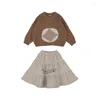 Ensembles de vêtements Mère Enfants Filles Automne 2024 Bébé Vintage Patch Pull Matelassé Coton Demi-Jupe À Manches Longues Hauts Ensemble Pour Enfants