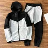 Kid Tech Fleece Thick Man Tech Pantaloni sportivi Tute Bottoms Techfleece Giacca sportiva Pantaloni in cotone spaziale Cappotti spessi da donna Joggers tuta firmata