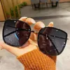 Sunglasses Gradient Square Women Vintage Oversized Sun Glasses Men Brand Designer Trend Colored Eyewear Outdoor UV400