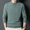 Suéter masculino gola 200% lã pura suéter meio alto no outono e inverno com camisa de fundo engrossado suéter quente de caxemira.