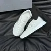 Topp lyxiga Nappa Leather Men America's Cup Low Top Mesh Low Top Sneaker Runner Man Sportskor Tyg Teknisk komfort Utomhustränare Klädtränare Vandringssko