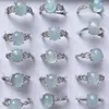 Pedras preciosas soltas 5 anéis 10 anéis aproximadamente 8-10 10-14mm anel de cobre branco ajustável azul natural água-marinha atacado