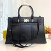 Ladies business Briefcase Designe Luxury Lock It MM Bag Totes Handbag Crossbody Shoulder Bag Messenger Bag Genuine leather 7A Quality tote shopping M23153 M23154