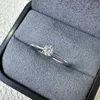 Clusterringen IsRabbit 18K vergulde klassieke GRA Moissanite diamanten bruiloft voor vrouwen verlovingscadeau 925 sterling zilveren fijne sieraden