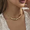 Collier ras du cou créatif rétro en perles pour femmes, Niche polyvalente pour dames, cadeau de fête d'anniversaire, bijoux, vente en gros, directe