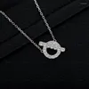 Hängen som säljer 925 Sterling Silver Round Cross Halsband Kvinnor Fashion Elegant utsökta lyxmärke smycken Party Gift