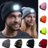 Extérieur coupe-vent et chaud tricoté chapeau phare Sports de plein air tricoté phare hommes femmes LED chapeau lampe de poche phare cadeau 240124